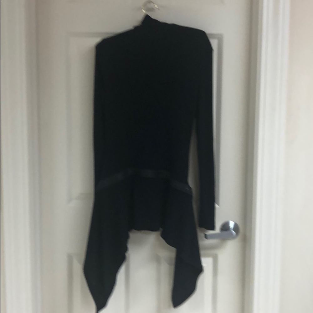 Sweater - Picture 5 of 8